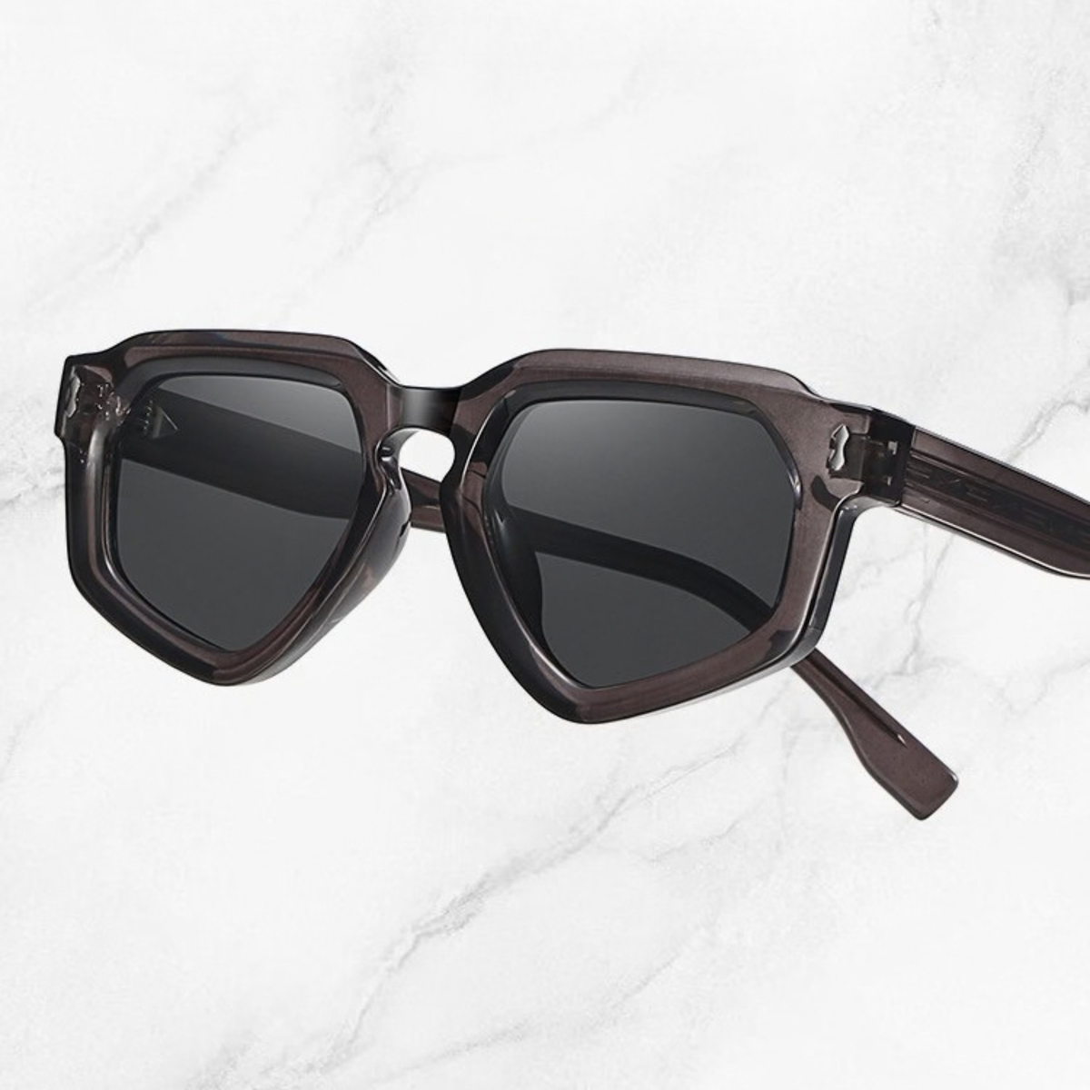 Graphite Prism – Gray Polygon Sunglasses (ET-SG108)