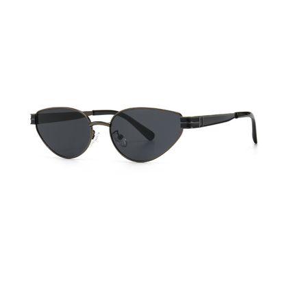 Noir Allure – Cat-Eye Sunshade Glasses (ET-SG31)