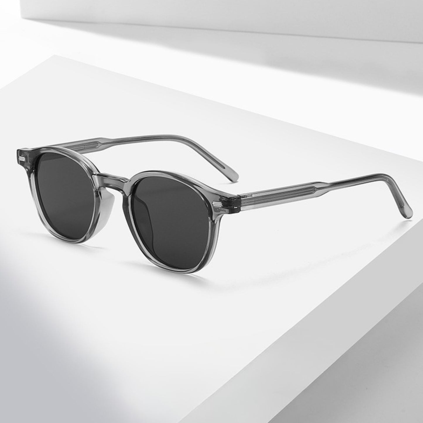 Urban Halo – Polarized Oval Box Sunglasses (ET-SG24)