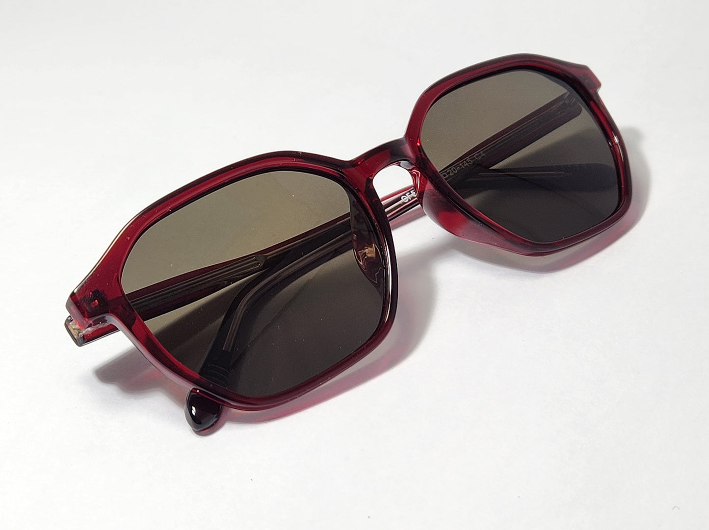 Ruby Mist – Transparent Red Sunglasses (ET-SG01)