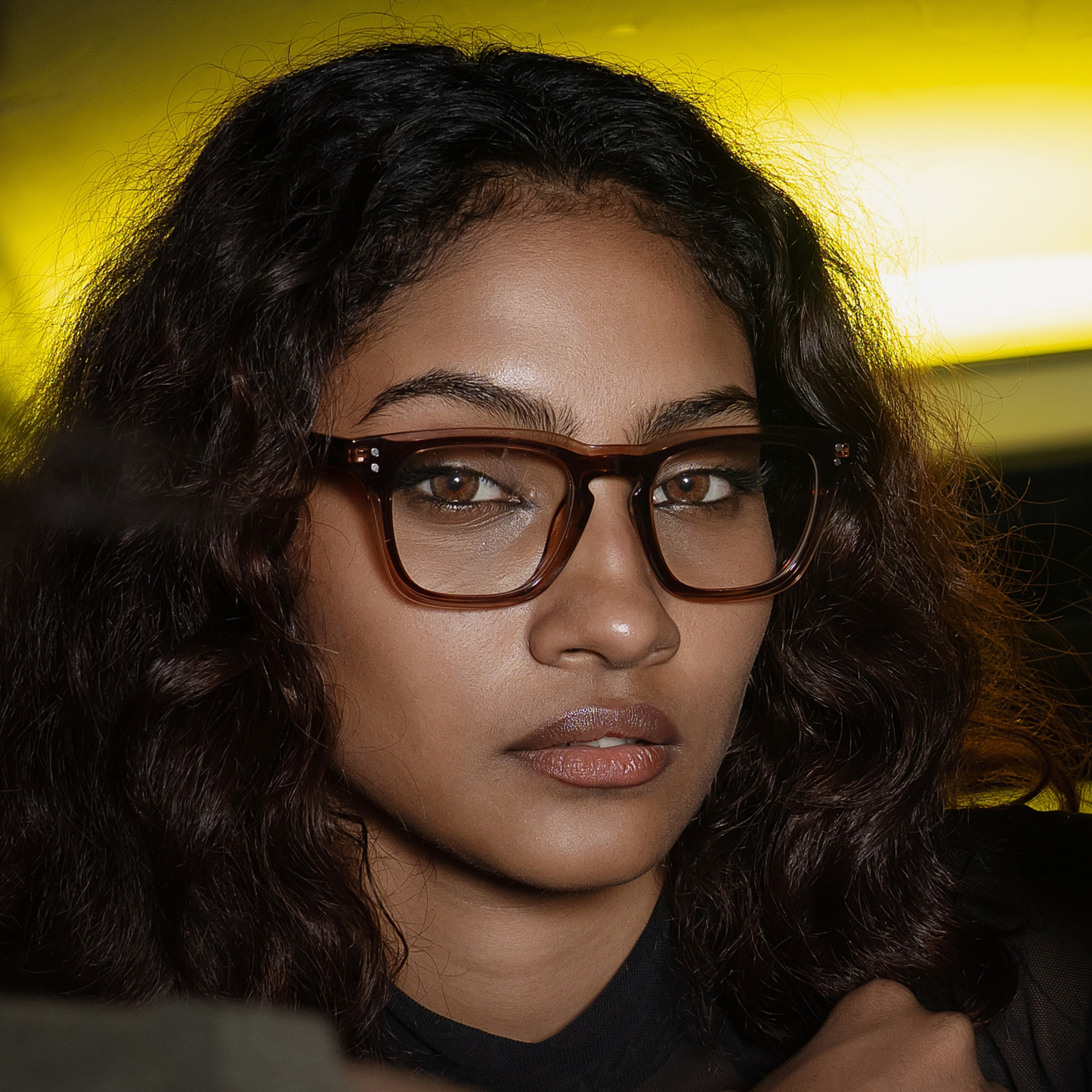 Amber Glow – Angular Square Eyeglasses (ET-OP20)